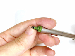 (補足)チャックはノック状態で輪を下ろすと開くの画像3