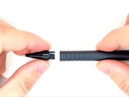 口金を回しケースから芯タンクを引き抜くの画像3