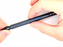 ケースに芯タンクを挿入し、口金を装着するの画像3