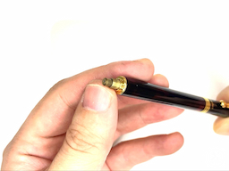 (補足)チャックはノック状態で輪を下ろすと開くの画像3