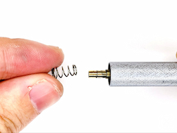 バネを外すの画像3