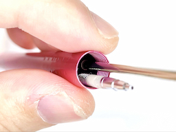 インク芯(黒)を装着するの画像3